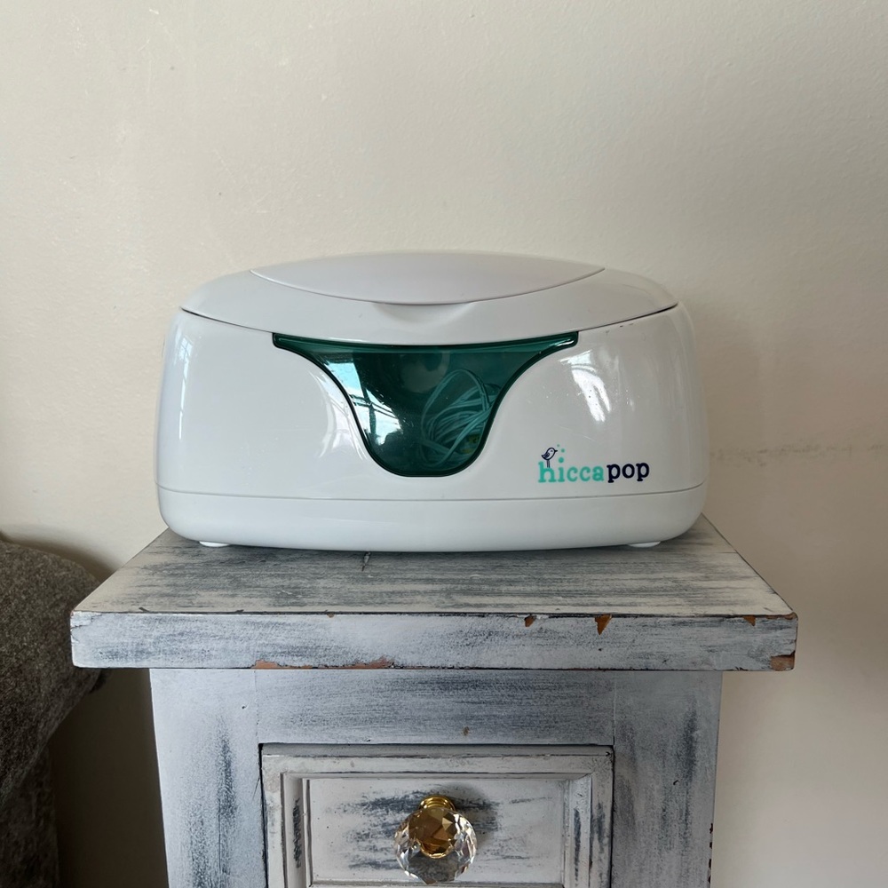 hiccapop Wipe Warmer with Green Accent